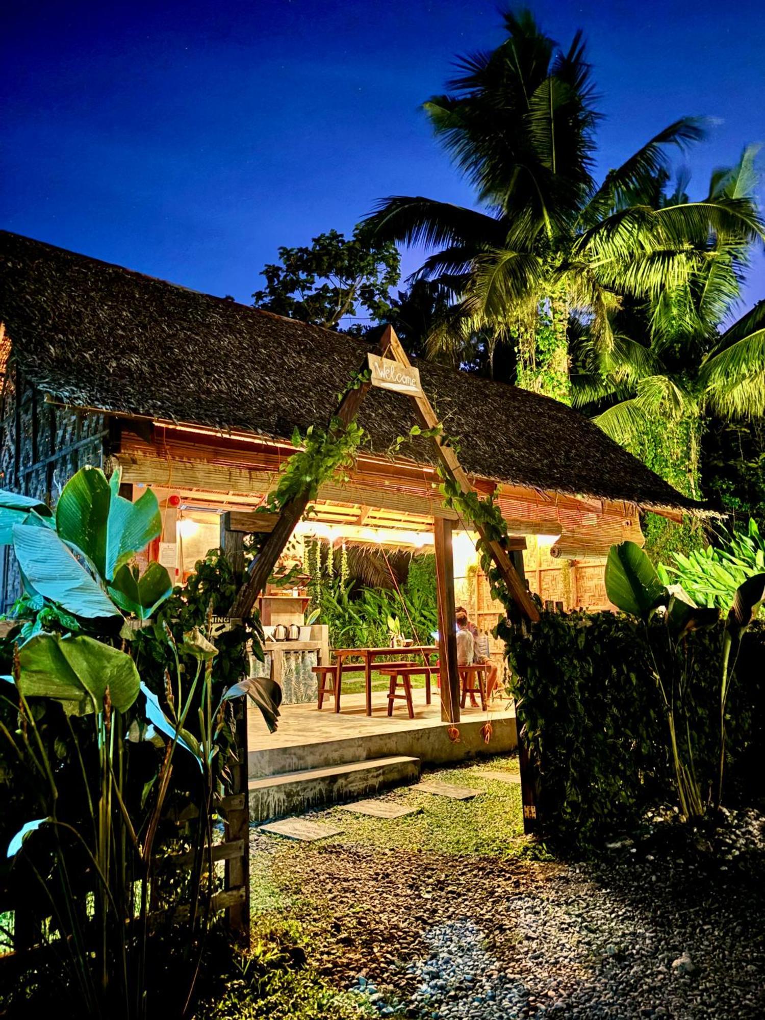 Triangle Palms Siargao Villa General Luna  Exteriör bild