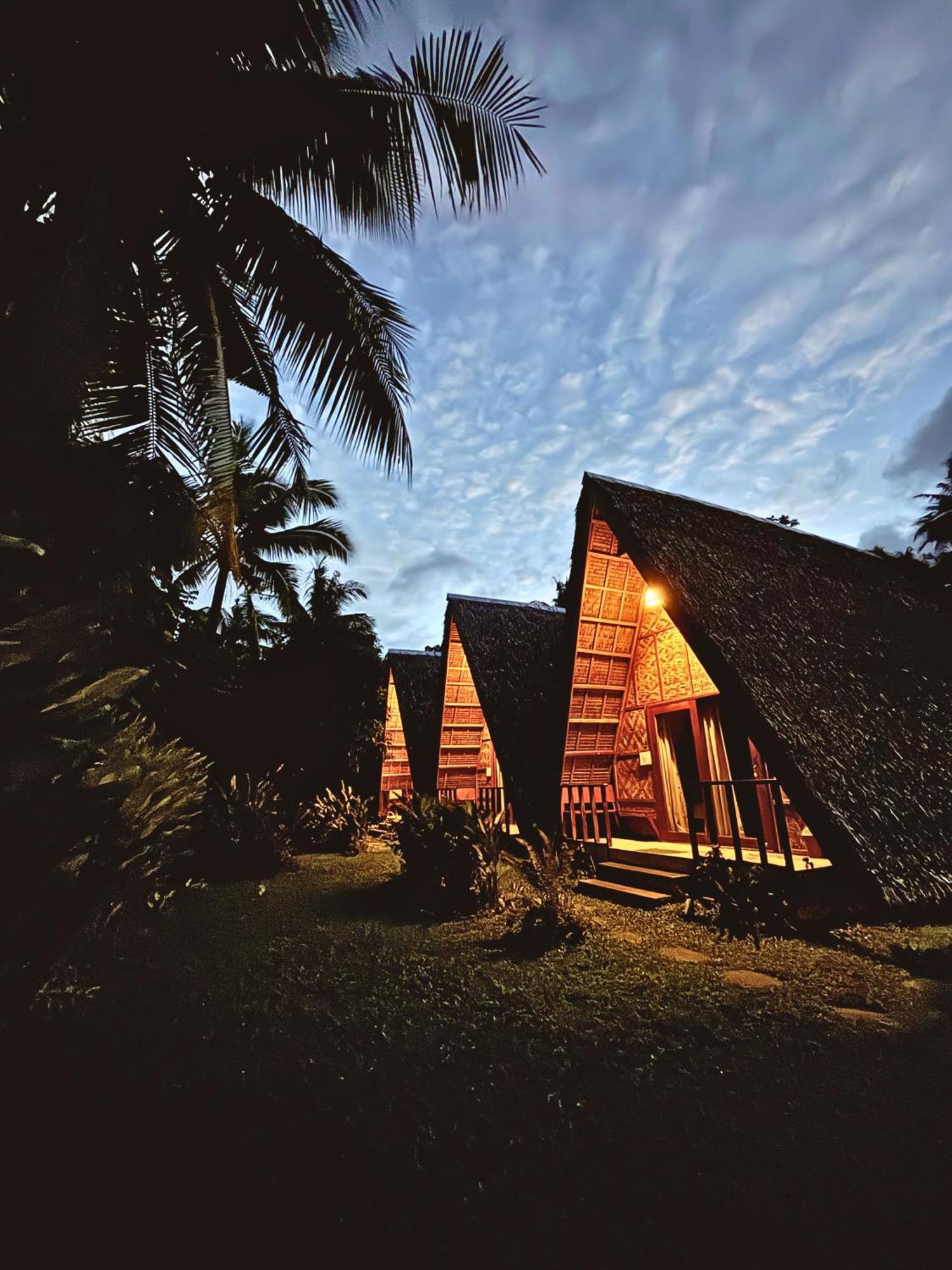 Triangle Palms Siargao Villa General Luna  Exteriör bild